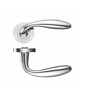 LEVER HANDLE ON ROSE VERONA CP