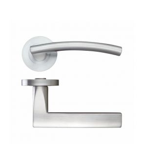 LEVER HANDLE ON ROSE AMALFI  SC