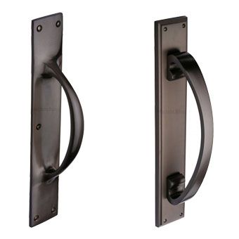 Bronze Pull Door Handles on a Backplate