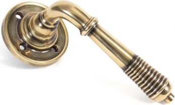 Anvil 33087 Aged Brass Reeded Lever on Rose Set
