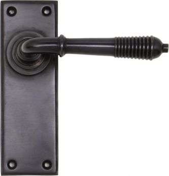 Aged Bronze Reeded Lever Latch Set