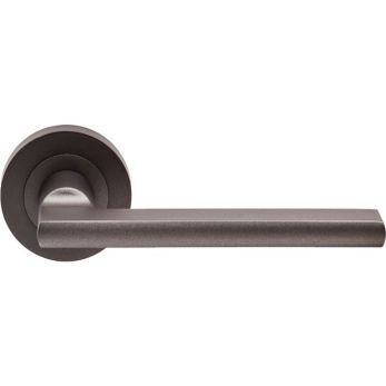 Carlisle Brass EUL030MBRZ Trentino Straight Lever Handle On Rose Matt Bronze