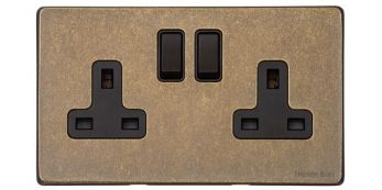 Heritage Rustic Brass Double Switched Socket (13 Amp) Vintage Screwless Plate