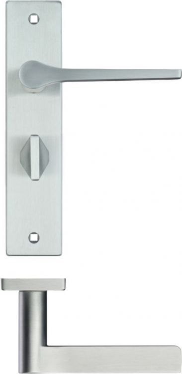 Draco Range Satin Chrome Lever Door Handle on backplate (Bathroom) - by Rosso-Maniglie | RM133SC