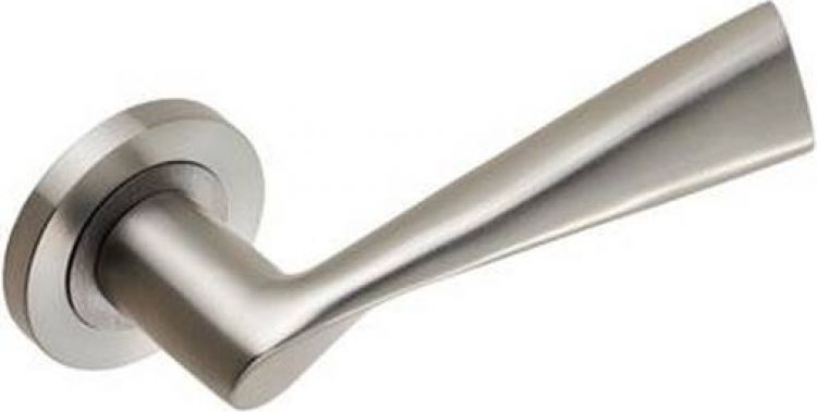 Eurospec SWL1121SSS Breeze Curved Satin Stainless Lever on Rose
