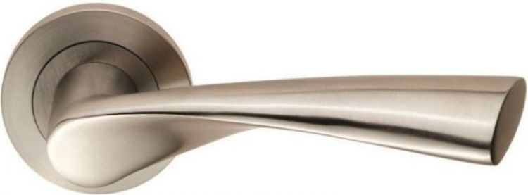 Eurospec SWL1121SSS Breeze Curved Satin Stainless Lever on Rose
