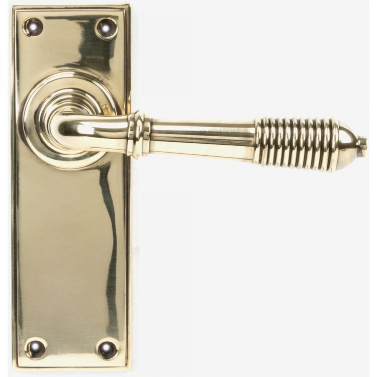 Anvil Aged Brass Reeded Lever Latch Set | 33083